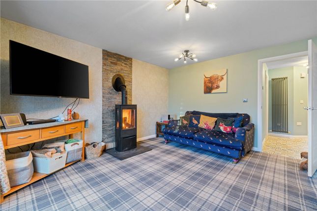 12 Red Barn Crescent, Bognor Regis photo 2