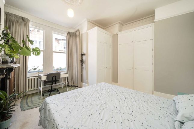 GFF, 66, Brayburne Avenue, London photo 4