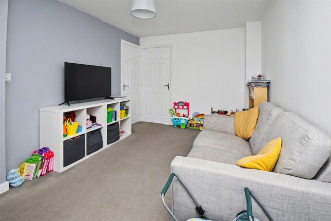 6, Trout Close, Corby photo 5