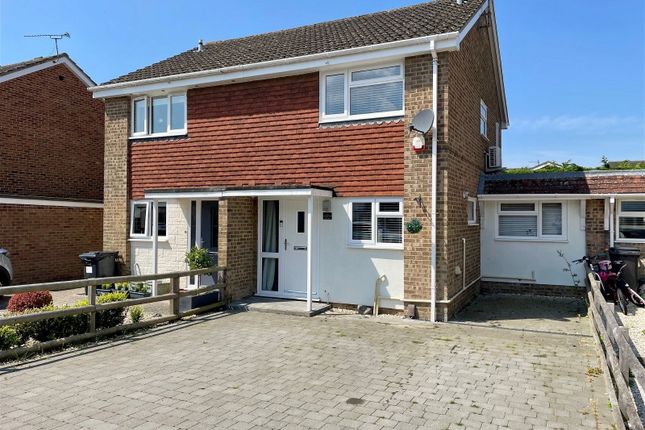 Thumbnail Semi-detached house for sale in Humber Close, Thatcham