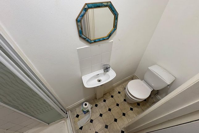 Flat 3, 9, Cranley Gardens, ARR, London photo 4