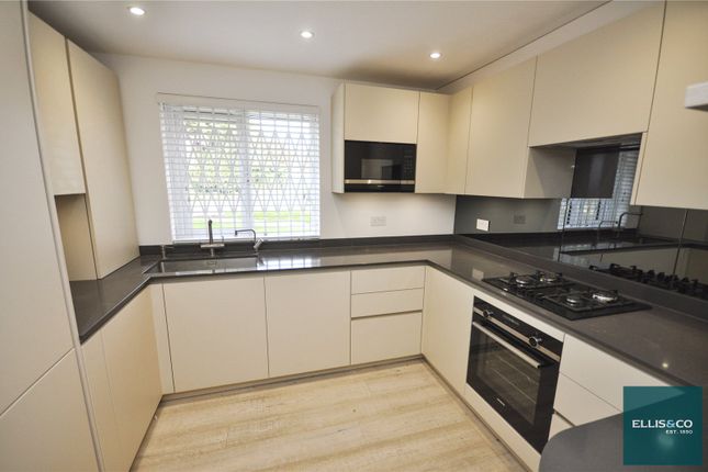 Flat 2 Abbey Court,, Clandon Gardens, Finchley photo 3