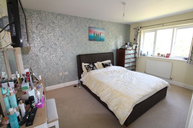 Detached house for sale in St. Andrews Grove, Luton