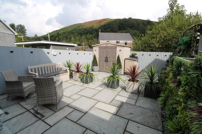 36, Llewellyn Street, Bridgend photo 5