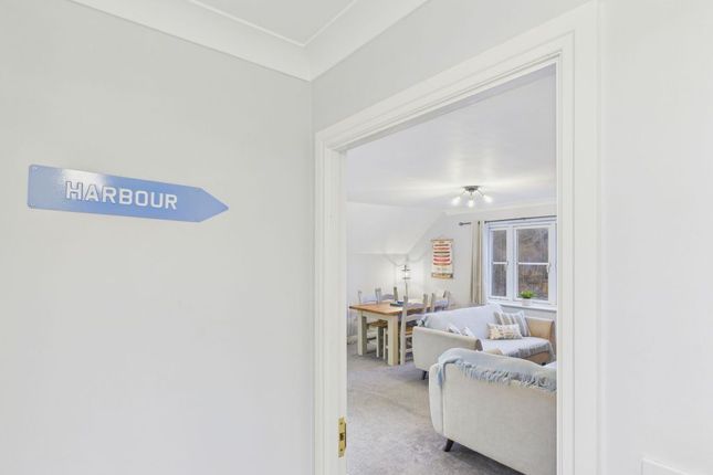 11, Turnbull Court, Whitby photo 3
