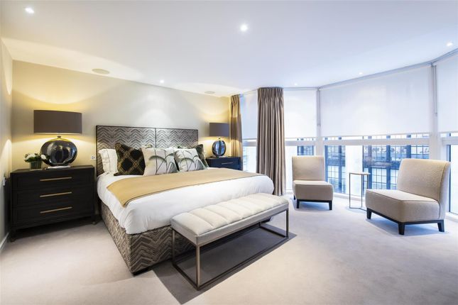 Flat to rent in Imperial House, Young Street, London