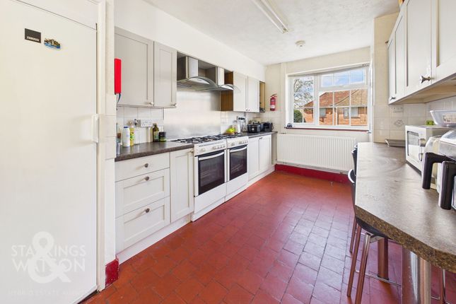 37 Wakefield Road, Norwich photo 3