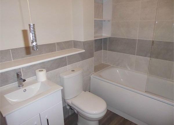 Albert Road, Flat B, London photo 5