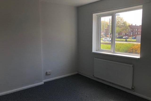 13, Aberford Road, Manchester photo 3