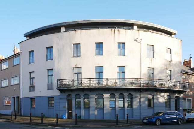 Thumbnail Flat for sale in The Royal, Queens Road, Penarth