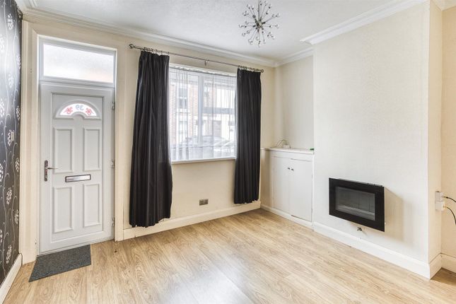 39, Blackpool Street, Burton-On-Trent photo 2