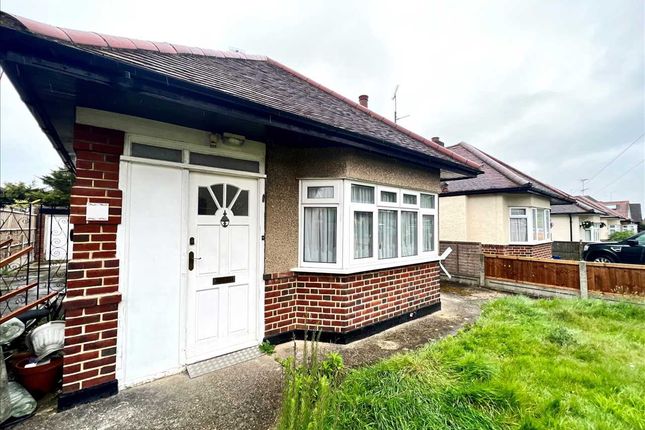 Thumbnail Bungalow for sale in Leighwood Avenue, Leigh-On-Sea
