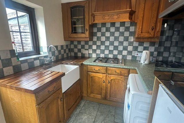 BATH ROAD, THATCHAM photo 5
