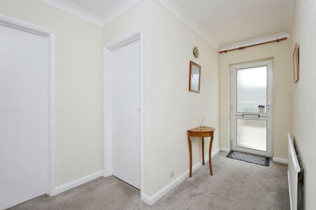 15, The Drive, Hailsham photo 2