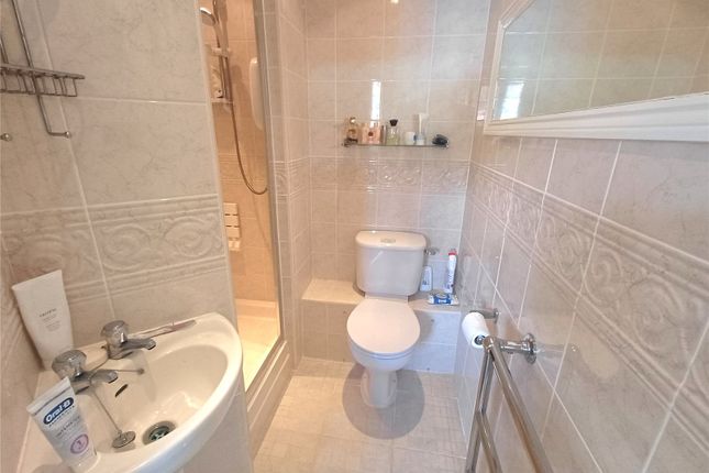 46, Dan Y Graig Ave, Porthcawl photo 2