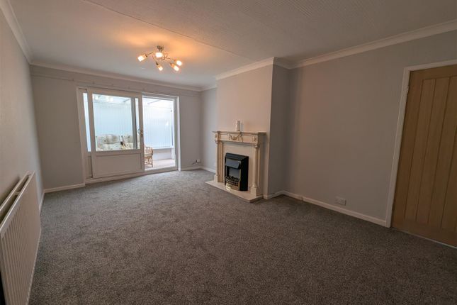 11, Kew Rise, Darlington photo 3
