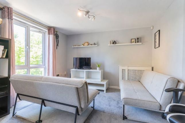 Flat 38 Rimini House, Ffordd Garthorne, Cardiff photo 3