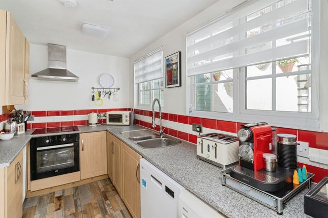 36, Northumberland Place, Teignmouth photo 4