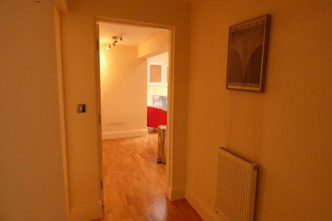 Flat to rent in College Street, Nottingham