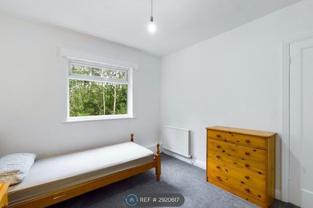 Bramleigh Grove, Morley, Leeds photo 5