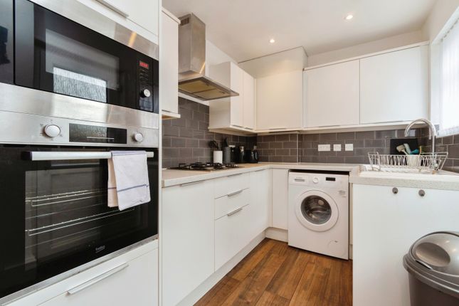 End terrace house for sale in Love Lane, South Norwood