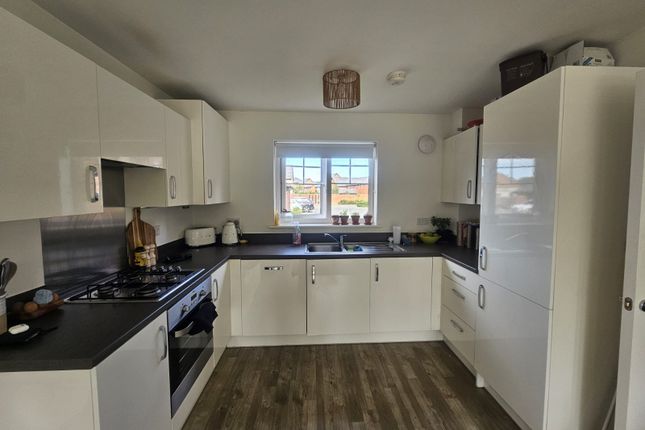 62, Tiberius Way, Cheshire photo 3