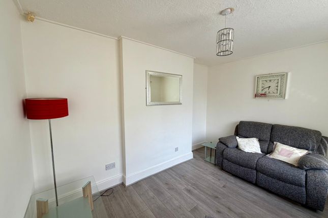 16, Taunton Road, Sunderland photo 4