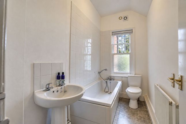 Flat B, 45 Stoneygate Road, Leicester photo 4