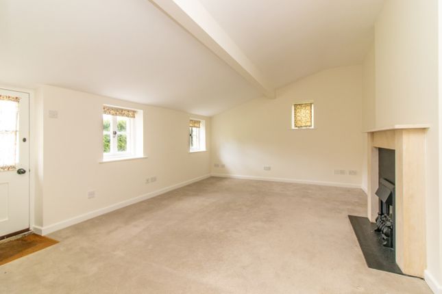 Link-detached house to rent in Alresford Road, Itchen Stoke, Alresford, Hampshire