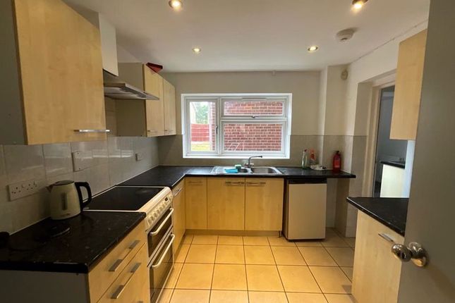 Shared accommodation to rent in Ingham Grove, Nottingham