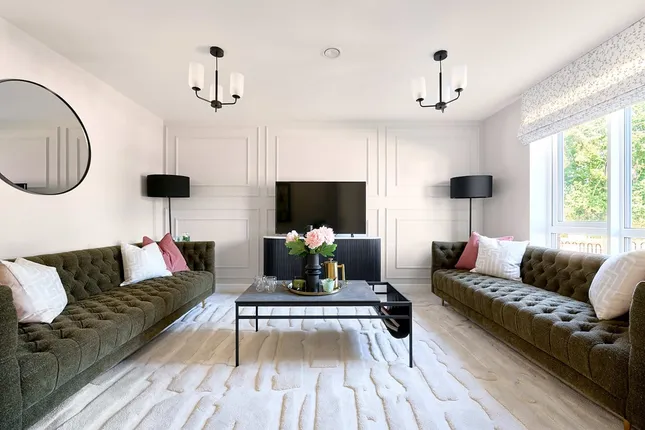 Taylor Wimpey - Heatherwood Royal