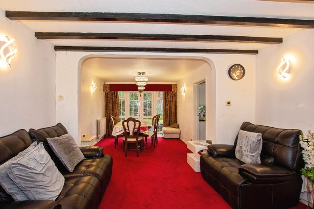 31, Pavenham Drive, Birmingham photo 4