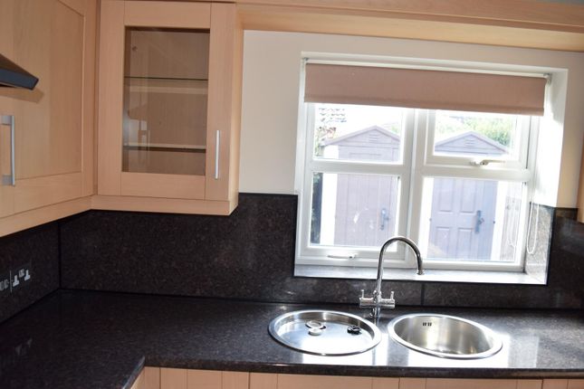 Flat 3 Westfields, Westfield Road, Burnham-On-Sea photo 5