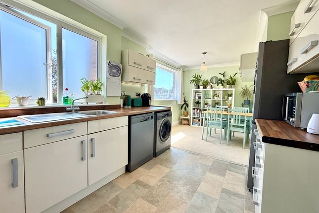 7, Puffin Gardens, Gosport photo 2