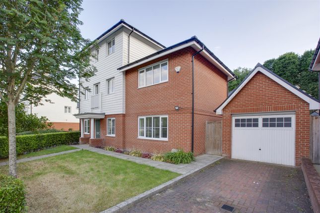 Detached house for sale in Froxfield Way, High Wycombe