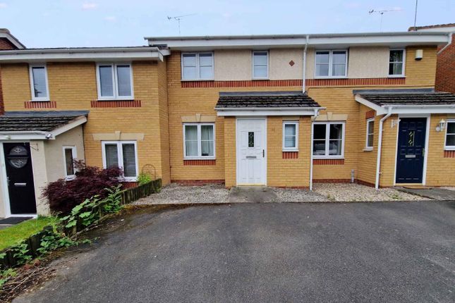 Terraced house for sale in Viaduct Close, Rugby