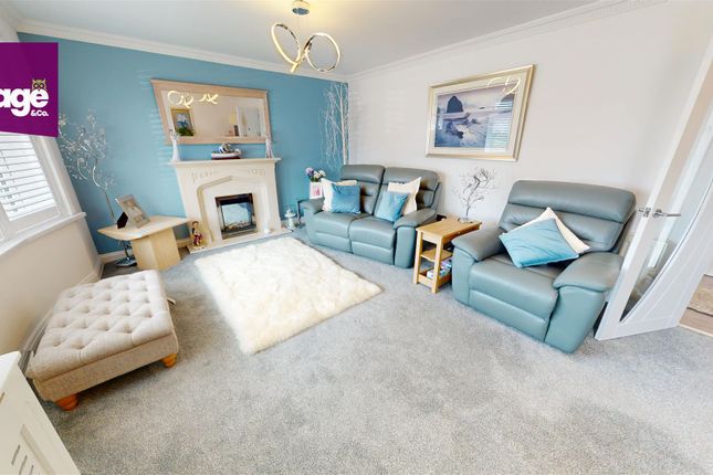 54, Palm Close, Pontypool photo 3