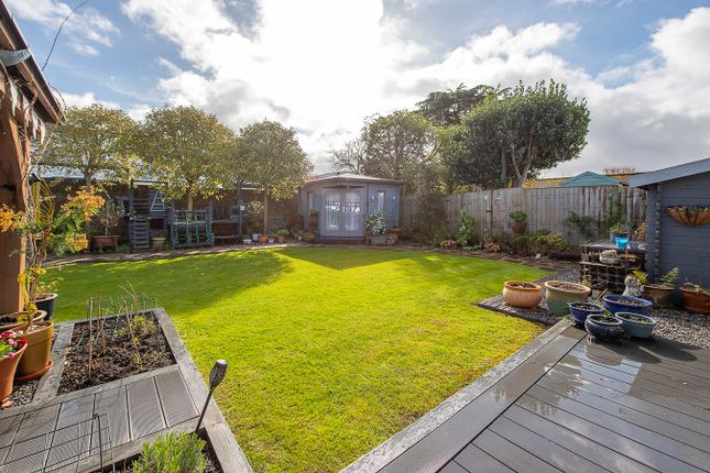 Detached bungalow for sale in Kilmiston Avenue, Shepperton