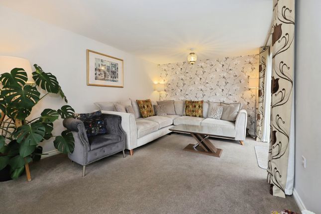 1, Wigse Avenue, Worcestershire photo 4
