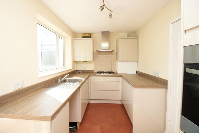 2, Woodcock Close, Thornton-Cleveleys photo 3