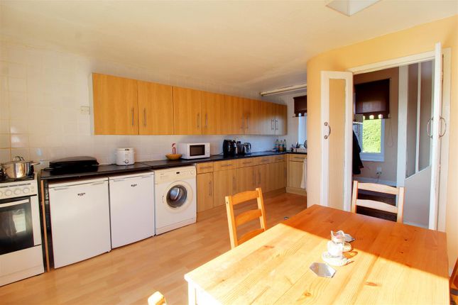 16, Park Road, Northaw photo 2