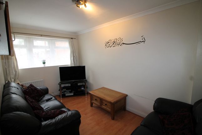 End terrace house for sale in Croombs Road, London