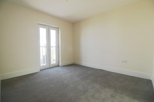 4, Candlewood Drive, Reading photo 3