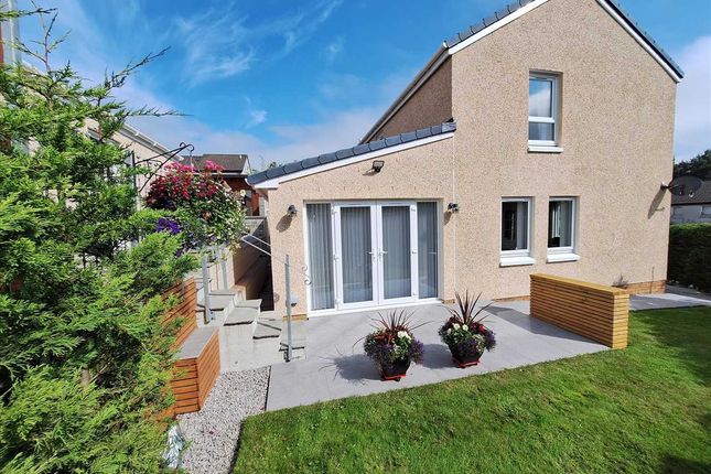 Thumbnail Detached house for sale in Dove Place, Mossneuk, East Kilbride