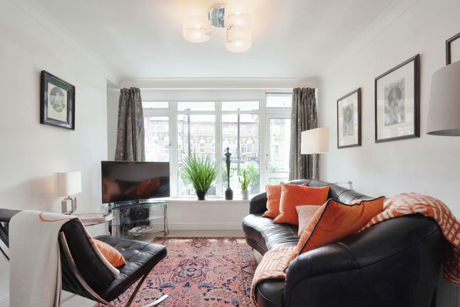 Flat for sale in 8 Heather Close, Battersea