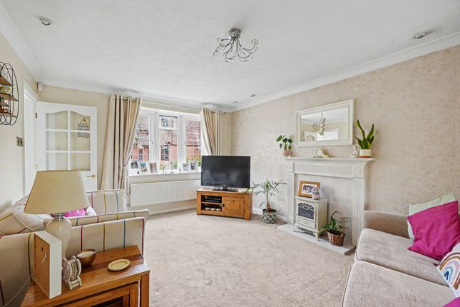 12 Macaulay Close, Aylesford photo 4