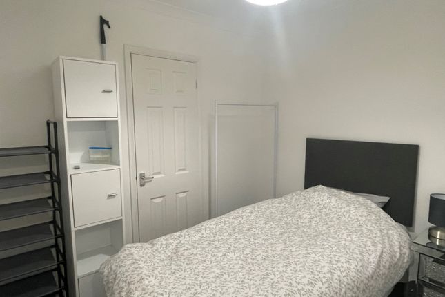 Flat 3, St. Austell photo 5