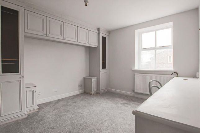 Town house to rent in Ribblesdale Court, Gisburn, Clitheroe