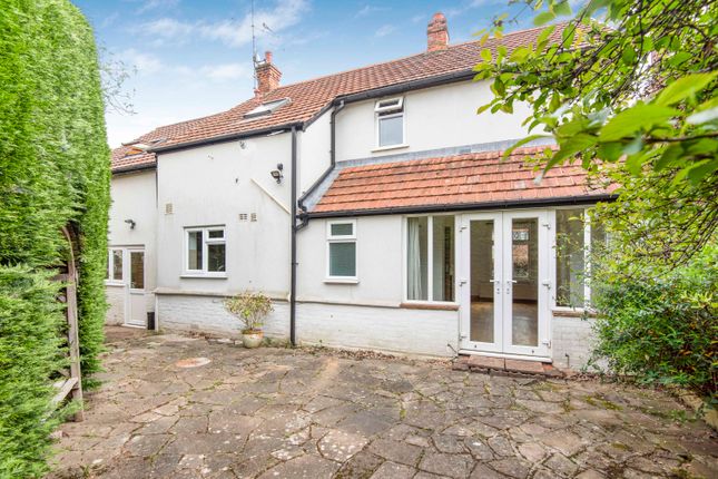 Detached house to rent in Belle Vue Road, Henley-On-Thames, Oxon
