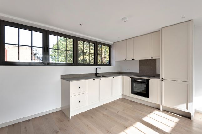 Thumbnail Flat for sale in The Stables, Dukes Mews, Muswell Hill, London